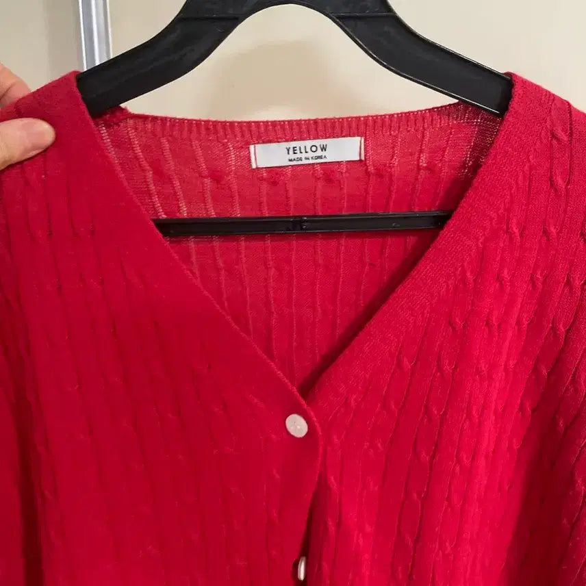 [BUNJANG] Red Cable Knit Cardigan / 레드  케이블 니트 가디건