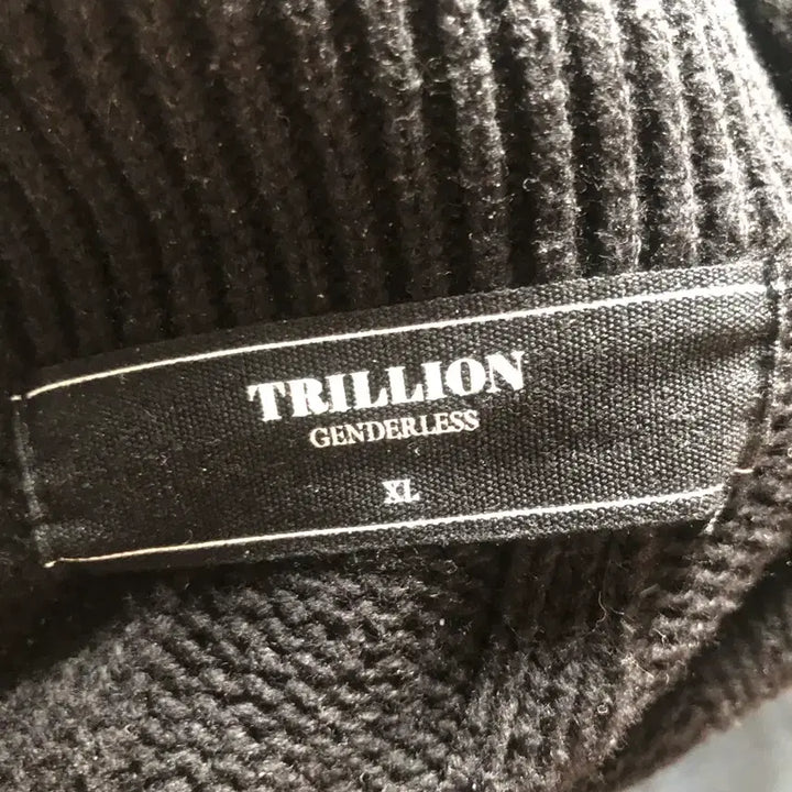 [BUNJANG] Trillion Black Cable Knit Zip-up XL / 트릴리온 블랙 꽈배기 니트집업 XL 105