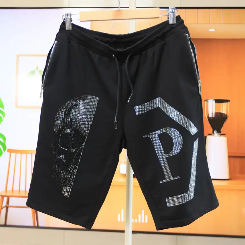 [SOLD OUT] 존재감은 확실한 필립 플레인 반바지