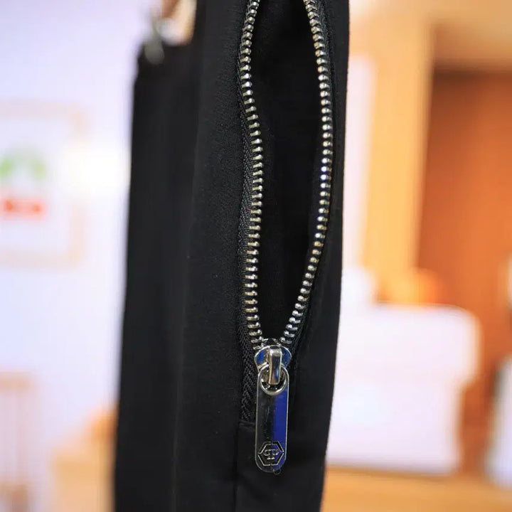 [SOLD OUT] 존재감은 확실한 필립 플레인 반바지