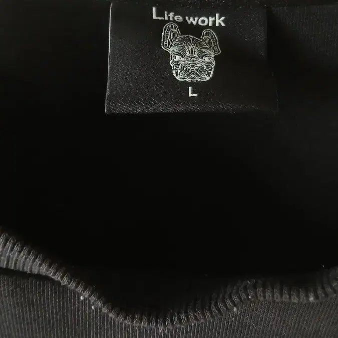[BUNJANG] LifeWork Black Sweatshirt L Size / 라이프워크 블랙 맨투맨 L사이즈 사용감 목약간늘어짐 손목헤짐