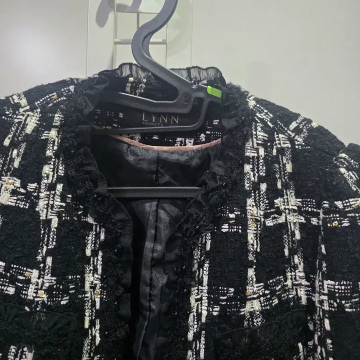 [BUNJANG] LYNN Black Tweed Jacket / LYNN 블랙 트위드 자켓