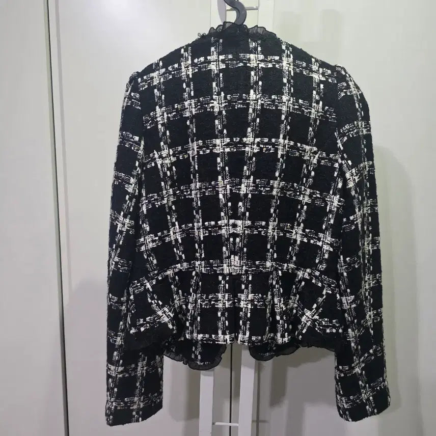 [BUNJANG] LYNN Black Tweed Jacket / LYNN 블랙 트위드 자켓