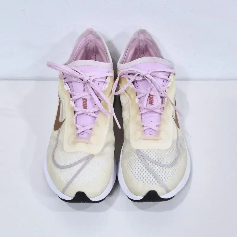 [SOLD OUT] 나이키 줌 플라이 3 런닝화 240