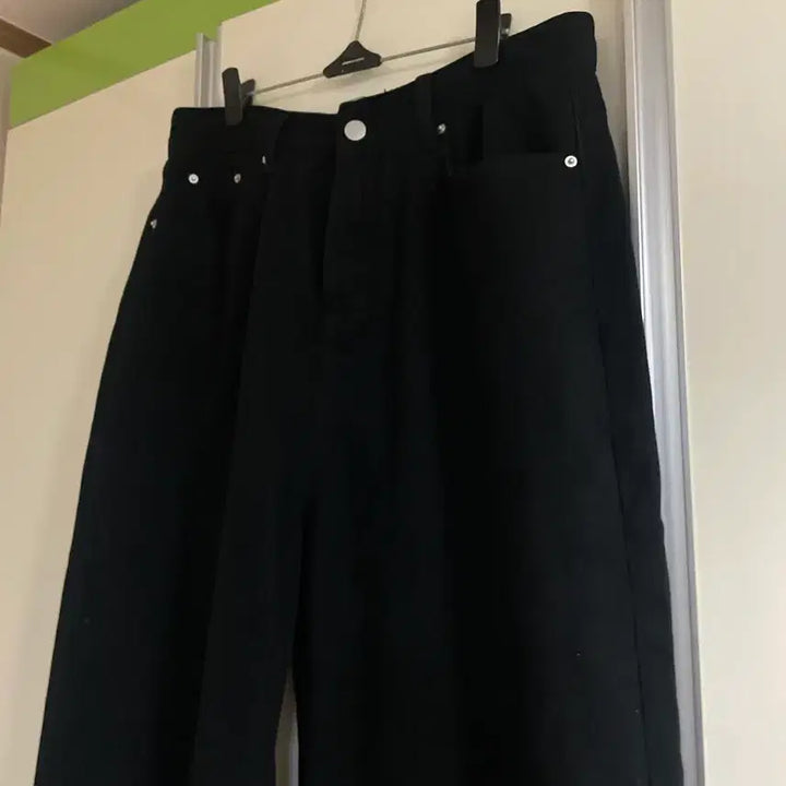 [SOLD OUT] 블랙 데님 와이즈 팬츠 통바지