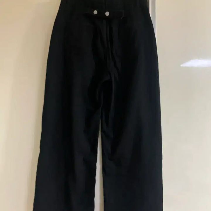 [SOLD OUT] 블랙 데님 와이즈 팬츠 통바지