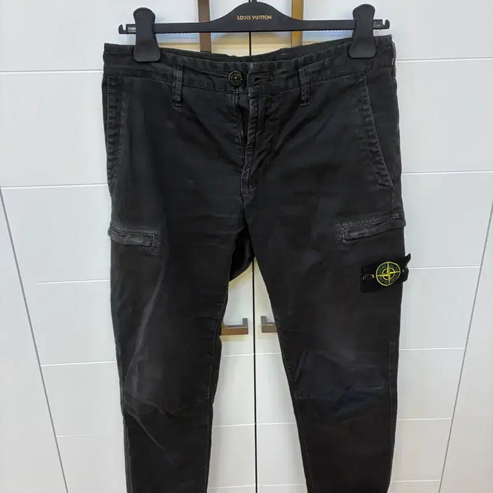 [BUNJANG] Stone Island Old Effect Cargo Pants Black / 스톤아일랜드 올드이펙트 카고 팬츠 블랙