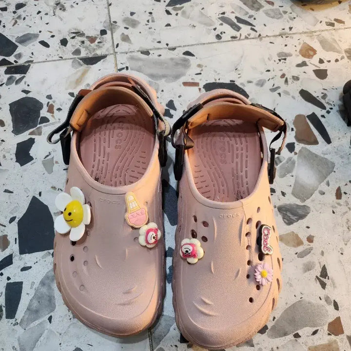 [BUNJANG] Crocs Pink Sandals / 크록스 샌들