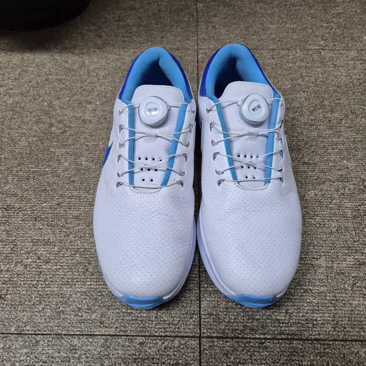 [SOLD OUT] 나이키 에어줌 빅토리 투어3 보아 골프화 270미리 입니다