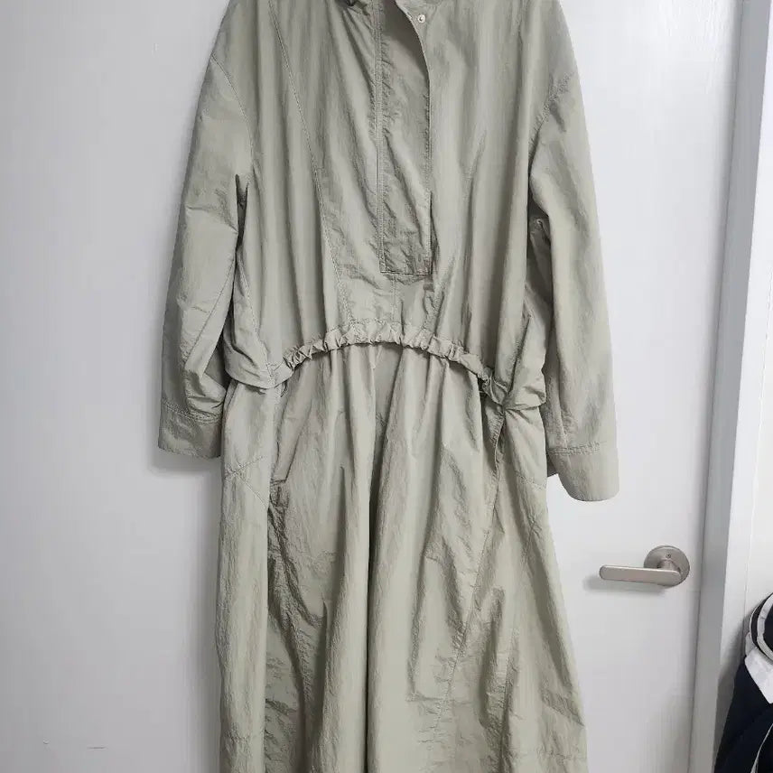 [BUNJANG] System Hooded Long Dress - Khaki / 시스템 후드 롱 원피스 카키