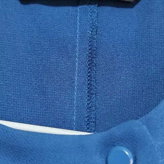 [BUNJANG] Chatelaine Blue Studded Blouse / 샤트렌 블루 스터드 장식 블라우스