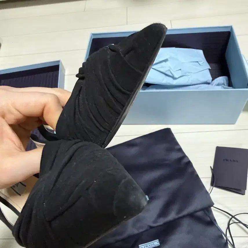 [BUNJANG] Prada Suede Slingback Shoes - Black - 35.5 / 프라다 스웨이드 슬링백 슈즈 /블랙/35.5