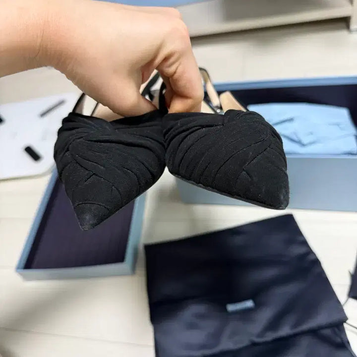 [BUNJANG] Prada Suede Slingback Shoes - Black - 35.5 / 프라다 스웨이드 슬링백 슈즈 /블랙/35.5