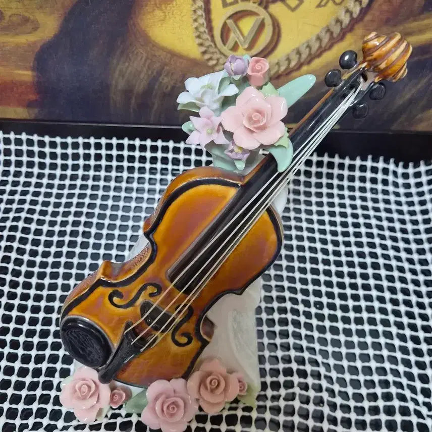 [BUNJANG] Via Veneto Porcelain Violin Ornament Music Box / 바이올린 꽃포지 도자기 장식 오르골 인테리어 소품