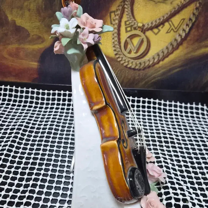 [BUNJANG] Via Veneto Porcelain Violin Ornament Music Box / 바이올린 꽃포지 도자기 장식 오르골 인테리어 소품