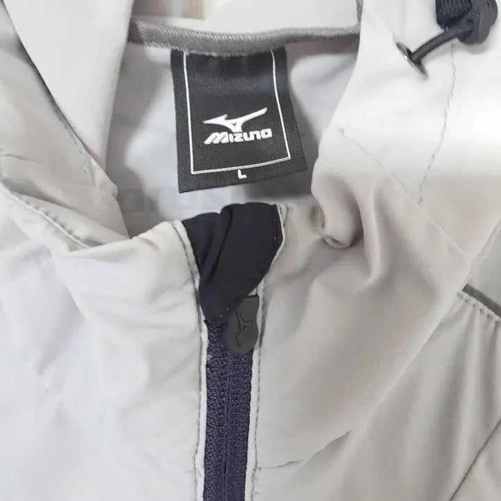 [BUNJANG] Mizuno Windbreaker Jacket Gray / 미즈노 바람막이 자켓 후드 그레이