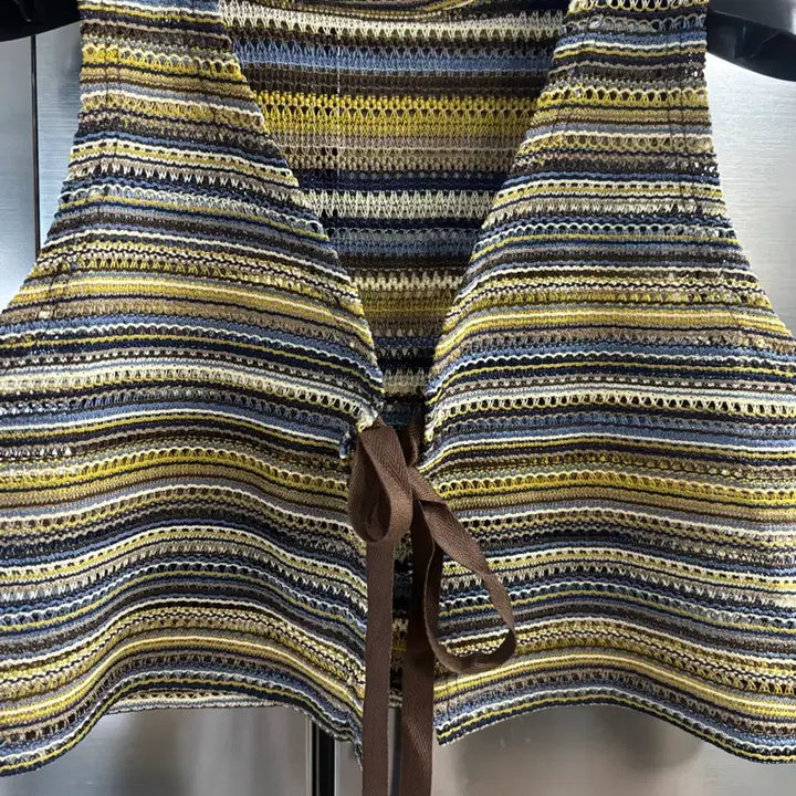 [BUNJANG] Striped Knit Sleeveless Vest / 스트라이프 니트 끈 민소매 조끼
