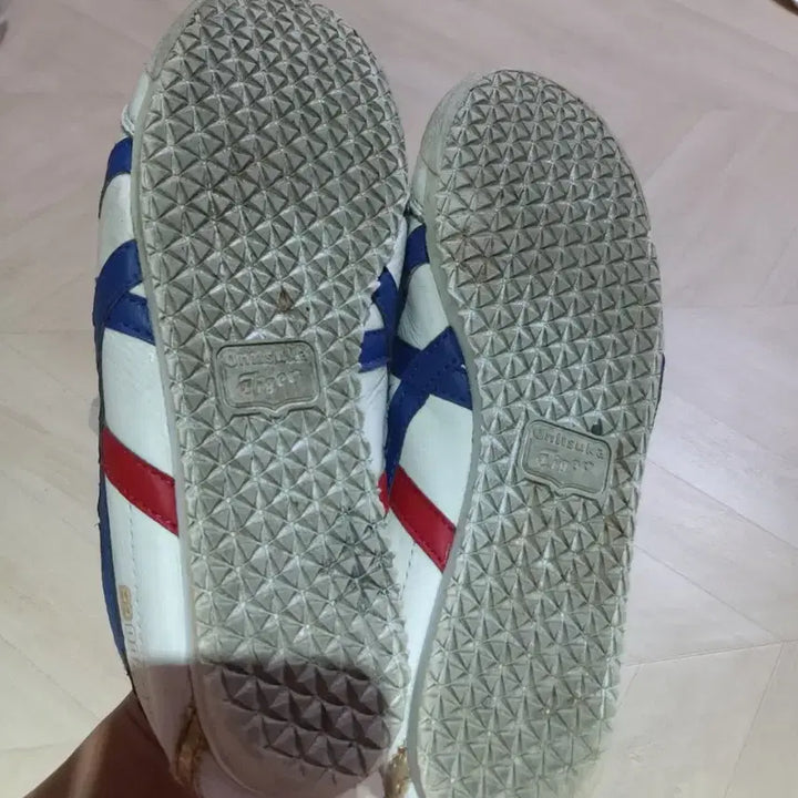 [BUNJANG] Onitsuka Tiger Mexico 66 White Red Sneakers / Onisuka tiger 멕시코66  흰빨 255