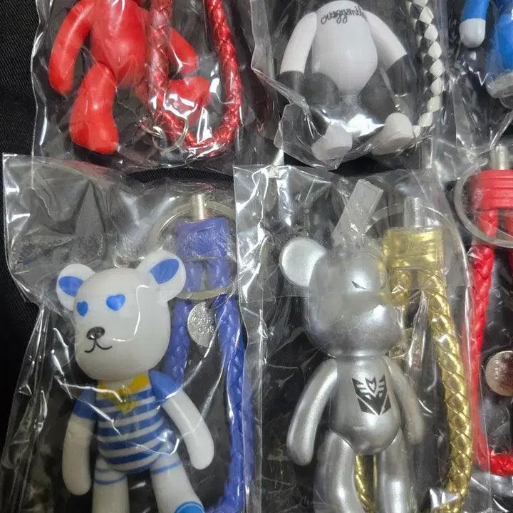 [SOLD OUT] (새상품)베어브릭 키링 13종류