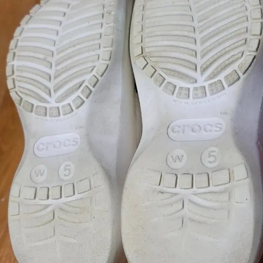 [BUNJANG] Crocs Bayaband White (W5) Clogs / 크록스 W5 (220mm) 베이클로그 화이트