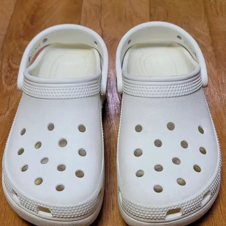 [BUNJANG] Crocs Bayaband White (W5) Clogs / 크록스 W5 (220mm) 베이클로그 화이트
