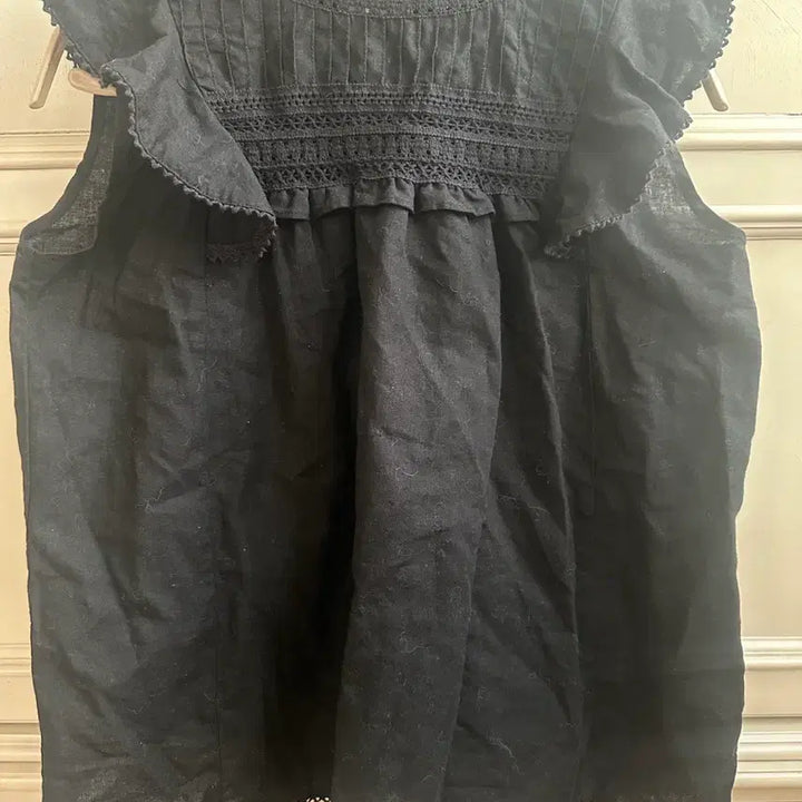 [BUNJANG] Vintage Black Lace Sleeveless Blouse / 빈티지 블랙 레이스 민소매 블라우스