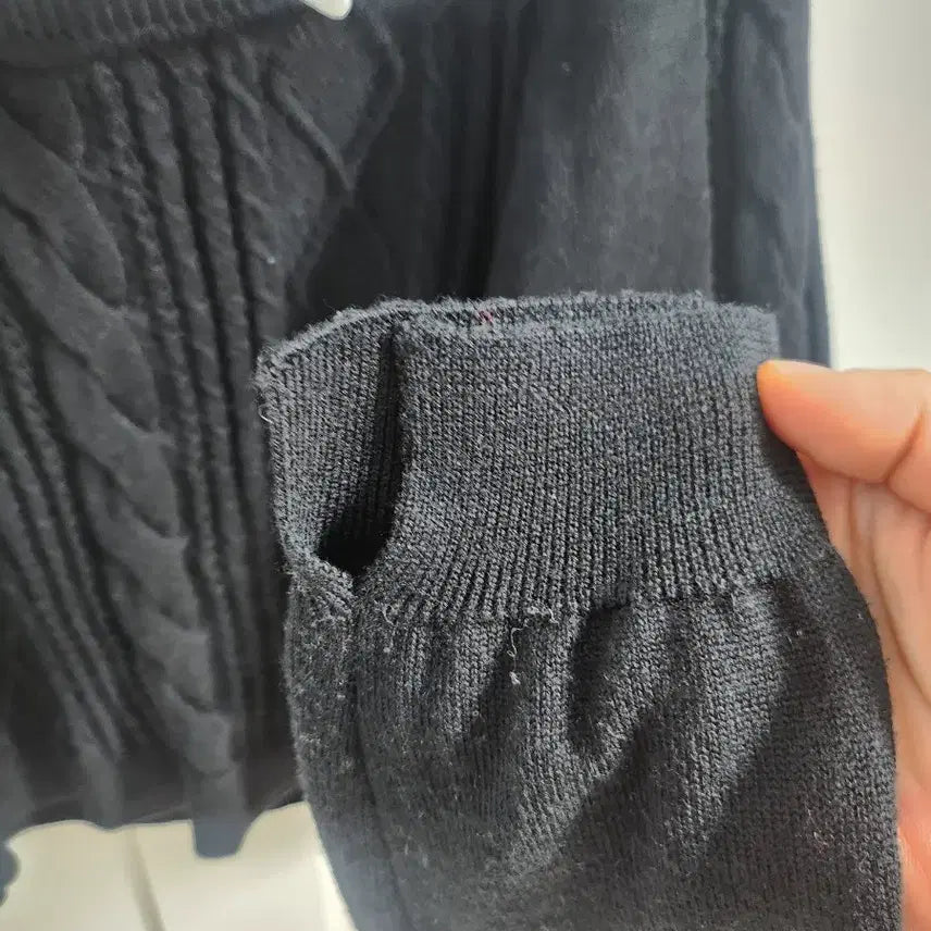 [BUNJANG] Zooc Cable Knit Layered Top / 주크 블랙 케이블 니트 + 흰색 셔츠 레이어드