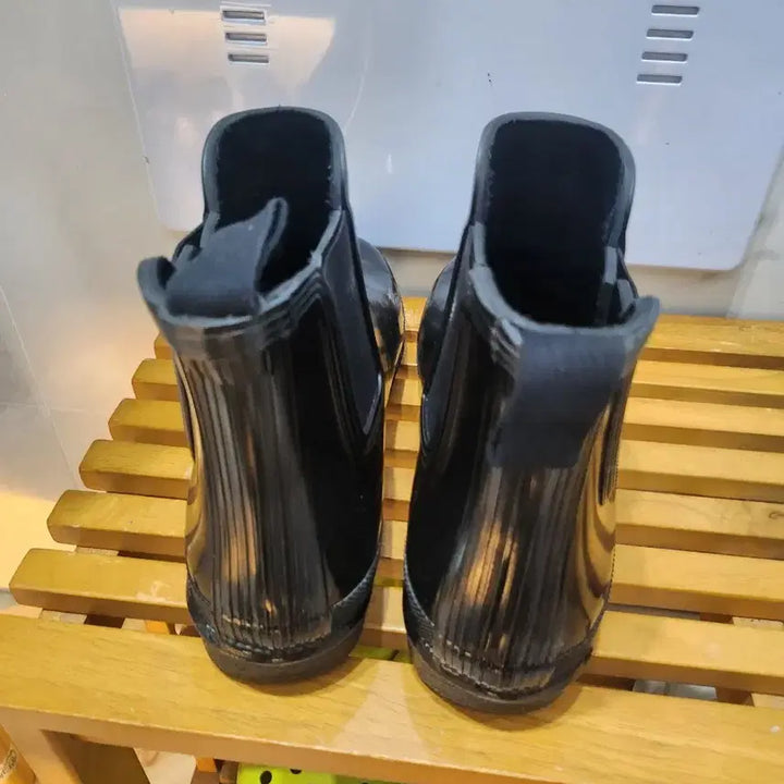 [BUNJANG] Hunter Black Chelsea Rain Boots / 헌터 블랙 첼시 레인부츠