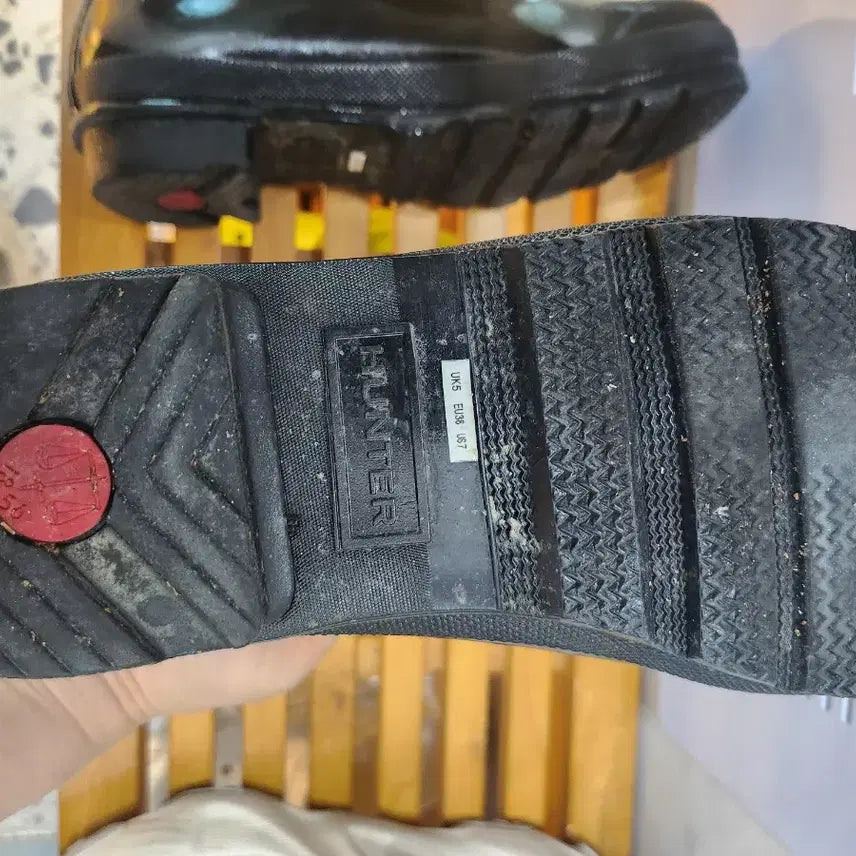 [BUNJANG] Hunter Black Chelsea Rain Boots / 헌터 블랙 첼시 레인부츠