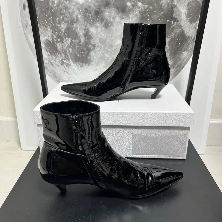 [BUNJANG] Balenciaga Patent Slash Heel Boots / 정품 35) 발렌시아가 블랙 페이턴트 슬래시 힐 부츠 225~230
