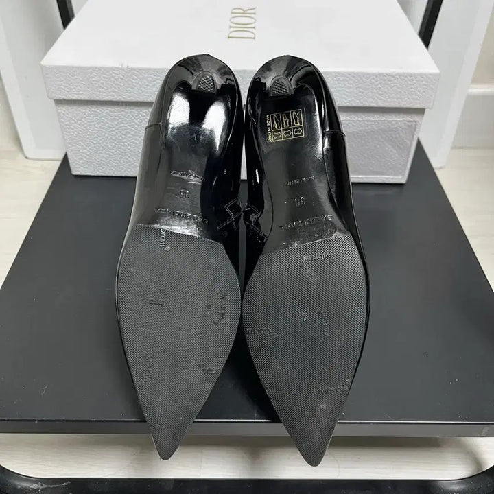 [BUNJANG] Balenciaga Patent Slash Heel Boots / 정품 35) 발렌시아가 블랙 페이턴트 슬래시 힐 부츠 225~230