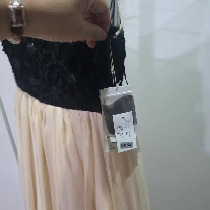 [BUNJANG] BE RADIANCE Black Lace Mini Dress / BE RADIANCE블랙 레이스 샴페인 톤 미니 원피스