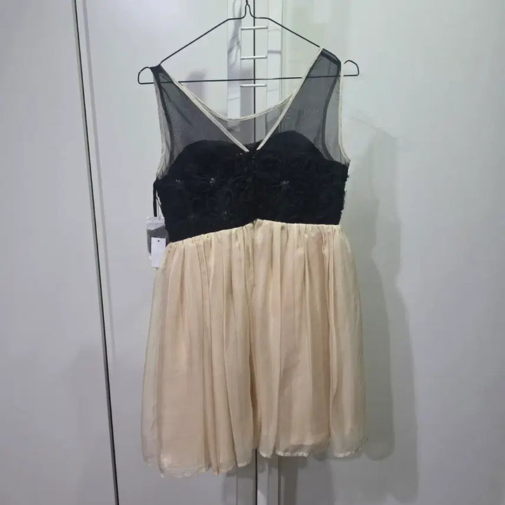 [BUNJANG] BE RADIANCE Black Lace Mini Dress / BE RADIANCE블랙 레이스 샴페인 톤 미니 원피스