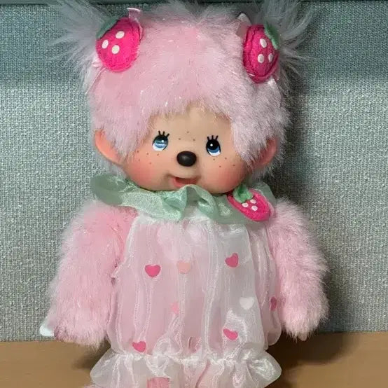 [BUNJANG] Vintage Strawberry Monchhichi Doll / 고전 스트로베리 몬치치