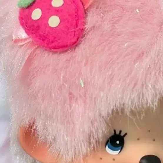 [BUNJANG] Vintage Strawberry Monchhichi Doll / 고전 스트로베리 몬치치