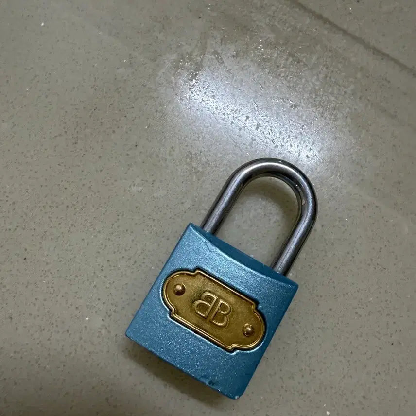 [BUNJANG] Balenciaga BB Lock Charm Keyring / 발렌시아가 BB자물쇠 참 키링