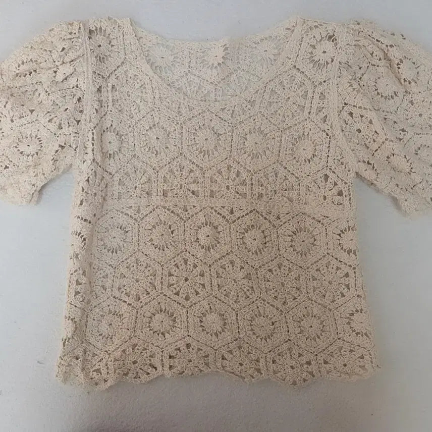 [BUNJANG] Ivory Crochet Knit Short Sleeve Blouse / 아이보리 크로셰 뜨개 반팔 블라우스
