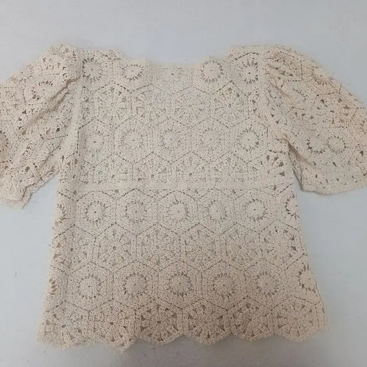 [BUNJANG] Ivory Crochet Knit Short Sleeve Blouse / 아이보리 크로셰 뜨개 반팔 블라우스