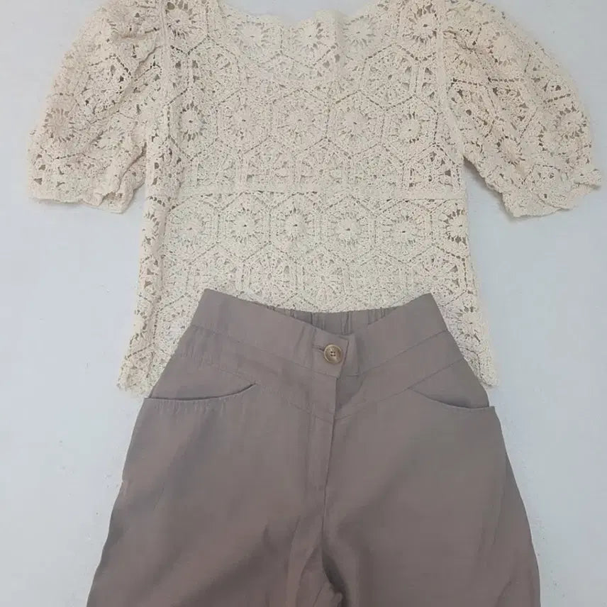 [BUNJANG] Ivory Crochet Knit Short Sleeve Blouse / 아이보리 크로셰 뜨개 반팔 블라우스