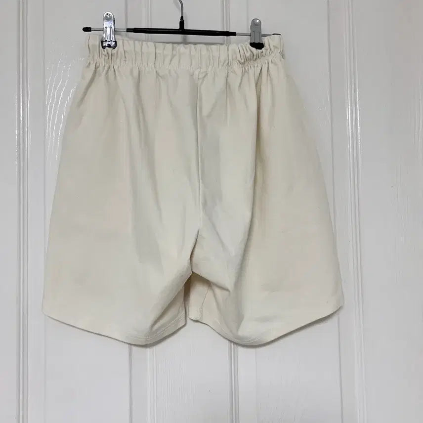 [BUNJANG] Ivory Smile Bending Shorts / 아이보리 스마일 밴딩 반바지