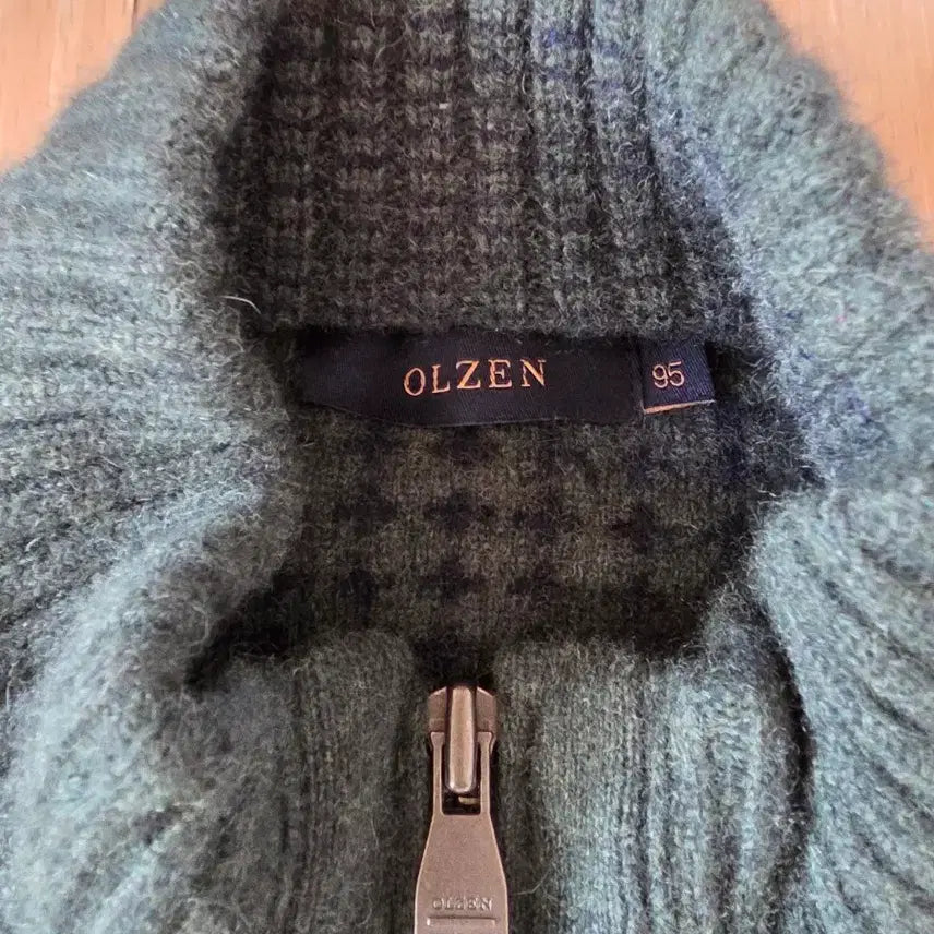 [BUNJANG] OLZEN Zip-Up Knit Cardigan Green (Size 95) / 올젠 집업 니트 가디건 그린 95