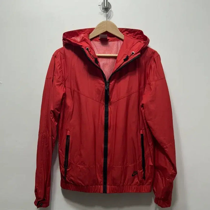 [BUNJANG] Nike Hooded Windbreaker Jacket Red (Size S) / 나이키 바람막이 후드 자켓 레드 S