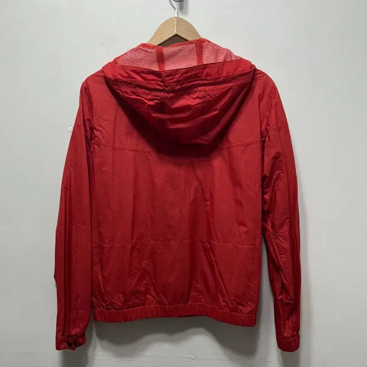 [BUNJANG] Nike Hooded Windbreaker Jacket Red (Size S) / 나이키 바람막이 후드 자켓 레드 S