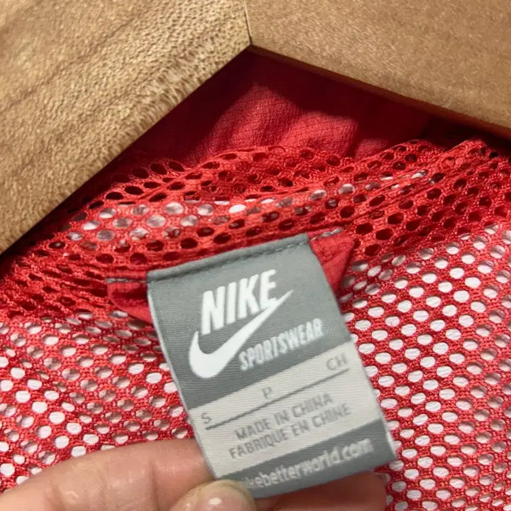 [BUNJANG] Nike Hooded Windbreaker Jacket Red (Size S) / 나이키 바람막이 후드 자켓 레드 S