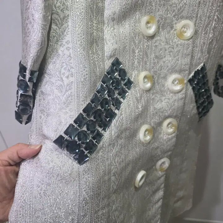 [BUNJANG] Cubic Embellished Double Button Coat / 큐빅 장식 더블 버튼 코트