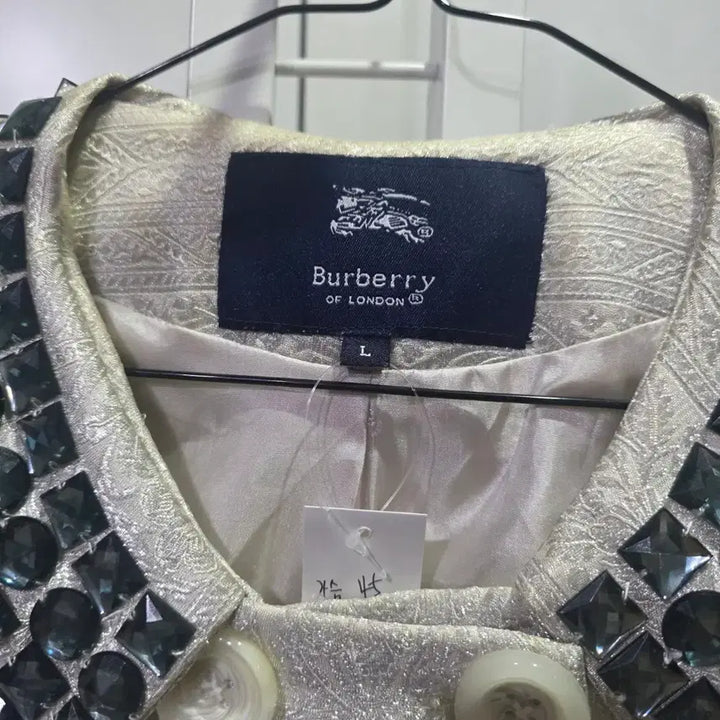 [BUNJANG] Cubic Embellished Double Button Coat / 큐빅 장식 더블 버튼 코트