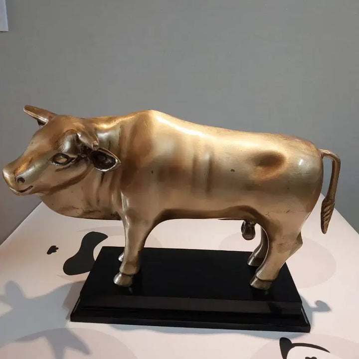 [SOLD OUT] 황동황소 조각상 장식품
