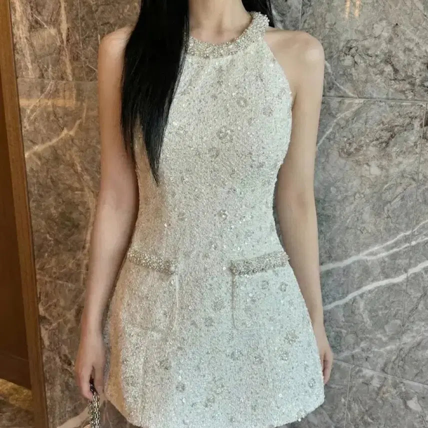 [BUNJANG] Belle Cubic Halter Flare Tweed Dress / 벨르 큐빅 홀터 플레어 트위드 원피스
