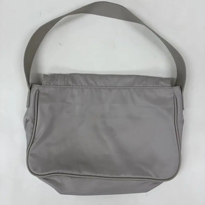 [BUNJANG] Matinkim Nylon Buckle Bag / 마뗑킴 나일론 버클백