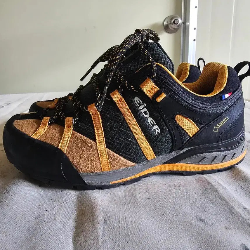 [BUNJANG] Gore-Tex Hiking Shoes / 블랙/브라운 고어텍스 등산화 230미리트레킹화 운동화